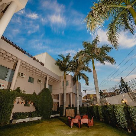 מלון פשאוור Vip House מראה חיצוני תמונה