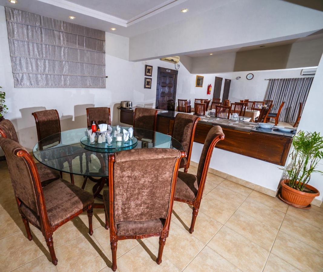 מלון פשאוור Vip House מראה חיצוני תמונה