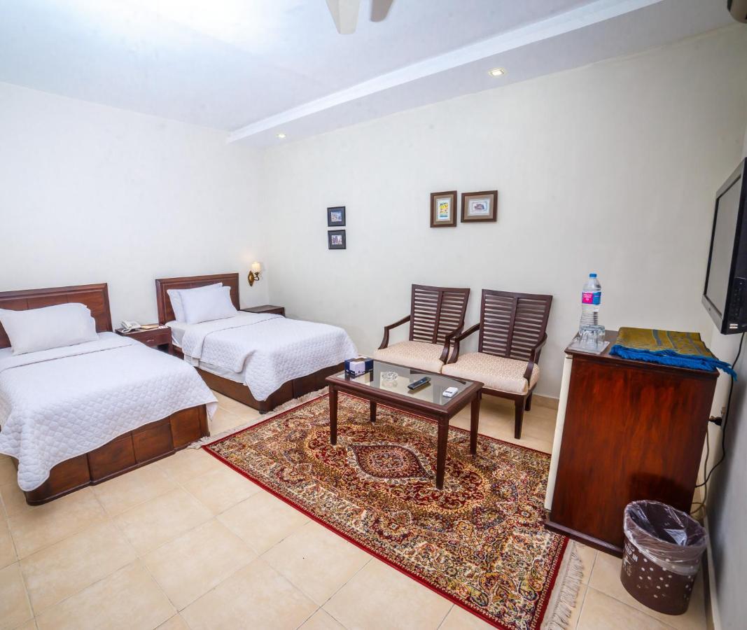 מלון פשאוור Vip House מראה חיצוני תמונה